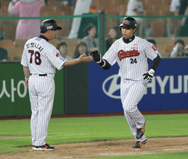 김문호의 솔로홈런